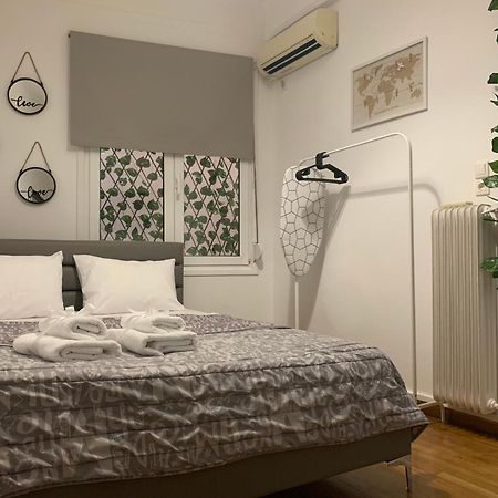 Charming House In Central Atene Esterno foto