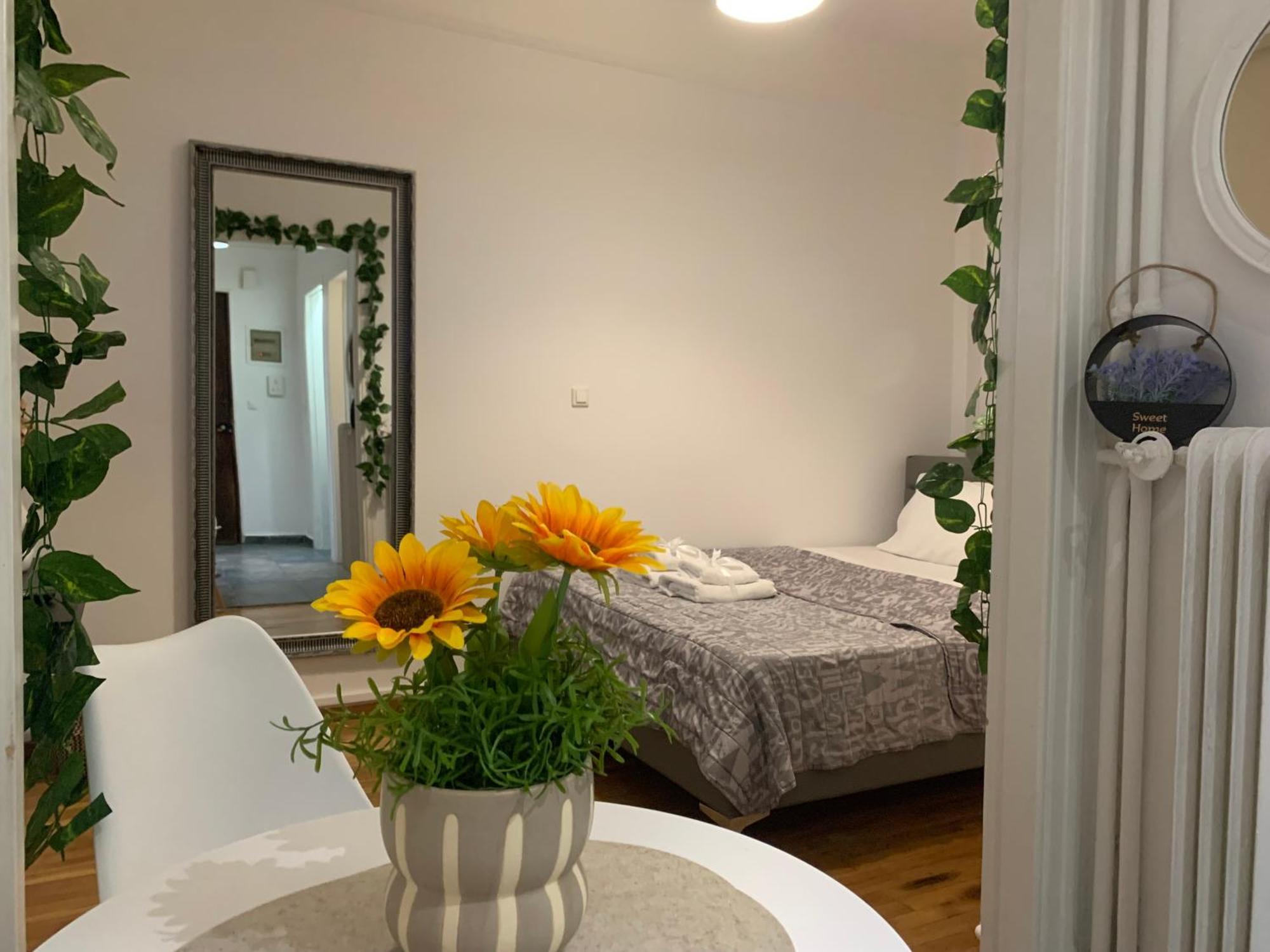 Charming House In Central Atene Esterno foto